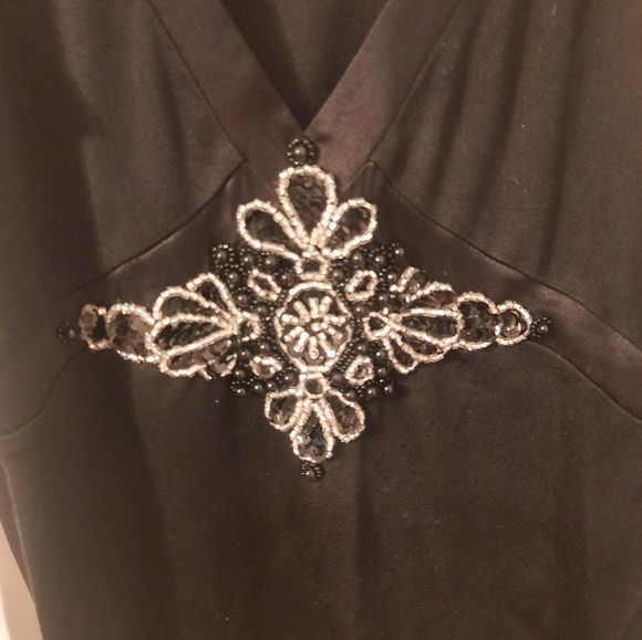 Black Embellished silk tank size Medium - Picture 2 of 6